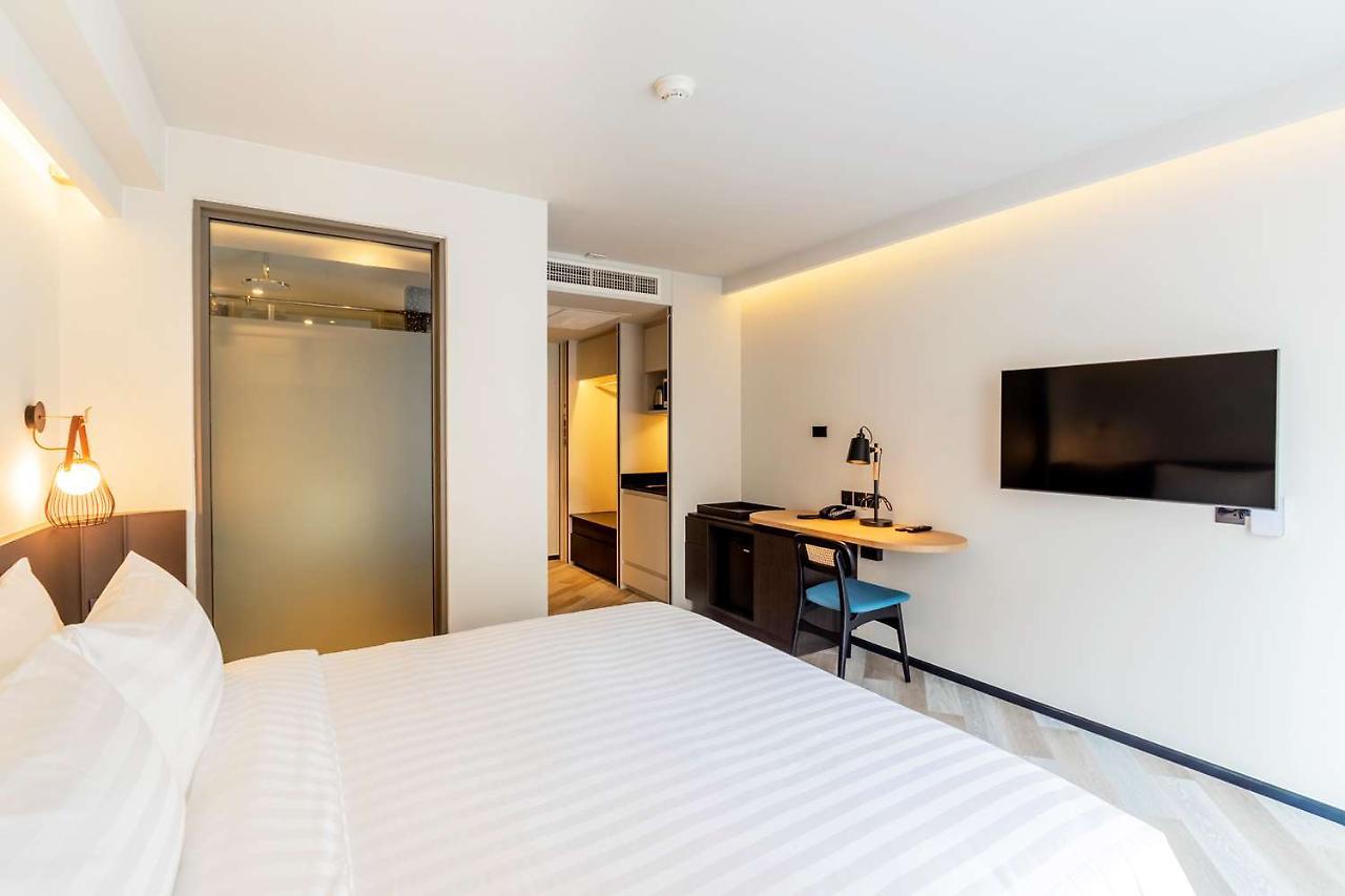 Seekers Finders Rama IV Hotel Surestay Collection By BW Bangkok Exterior foto